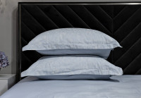 Простыня сатиновая 240х180см голубая